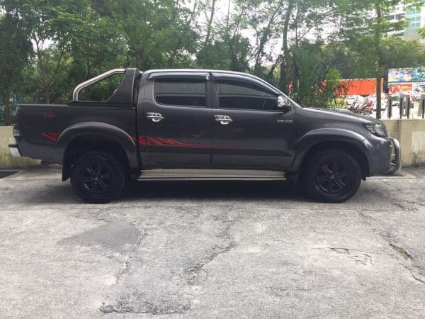 Toyota Hilux - Image 2